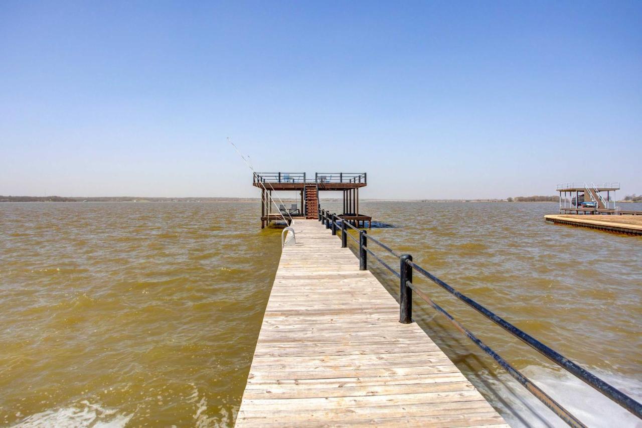 Cedar Creek Lakefront Vacation Rental With Pool Gun Barrel City المظهر الخارجي الصورة
