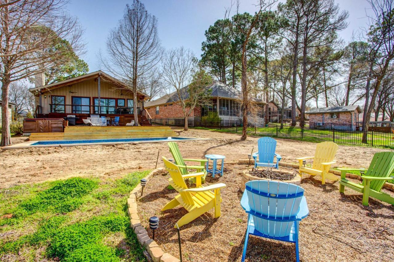 Cedar Creek Lakefront Vacation Rental With Pool Gun Barrel City المظهر الخارجي الصورة